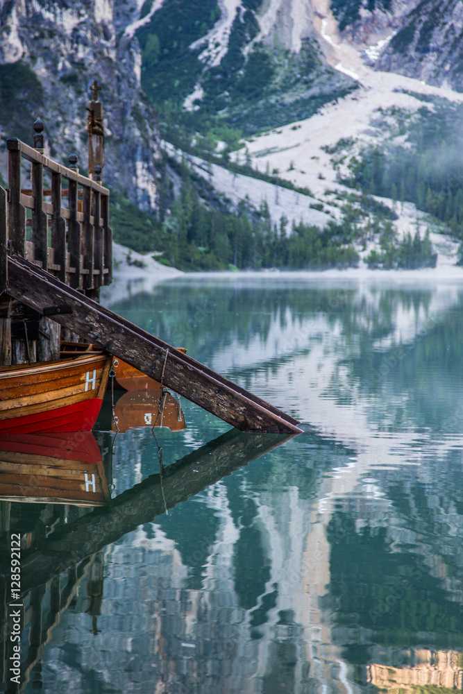 barca al lago