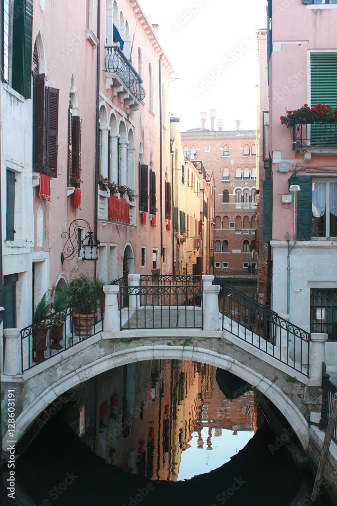 Venedig-Blick auf Kanal-Postkartenmotiv