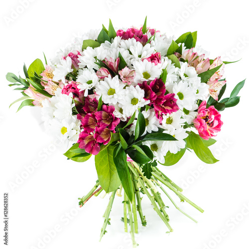 Fototapeta Naklejka Na Ścianę i Meble -  bouquet of chrysanthemums and alstroemeria isolated on white