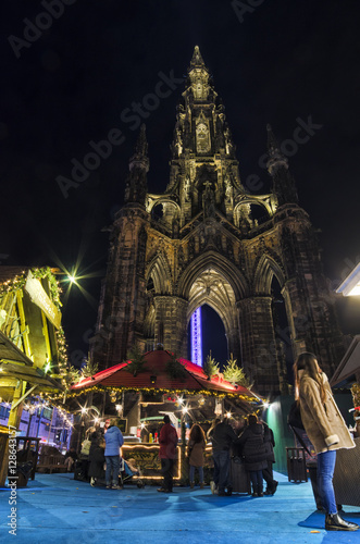 Scott Monument at Edinburgh Christmas Market © Walkerlee