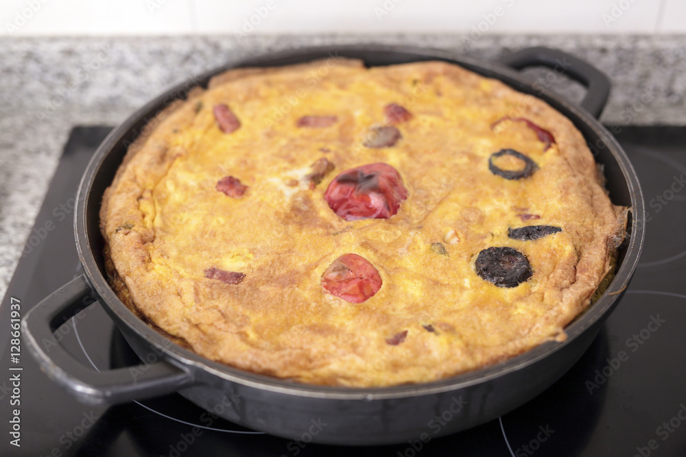 Rice with crust, dish typical of Elche. Rice with crust, dish typical of Elche.