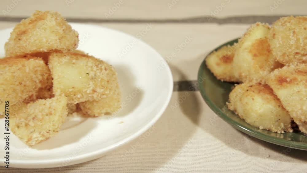Potatoes with a crispy crust, baked in the oven Potatoes with a crispy crust, baked in the oven