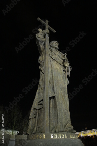 monument of Vladimir at night photo