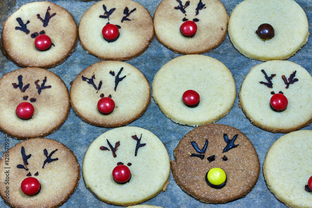 Sweet cookies symbolize the reindeer for Christmas. Sweet cookies symbolize the reindeer for Christmas.