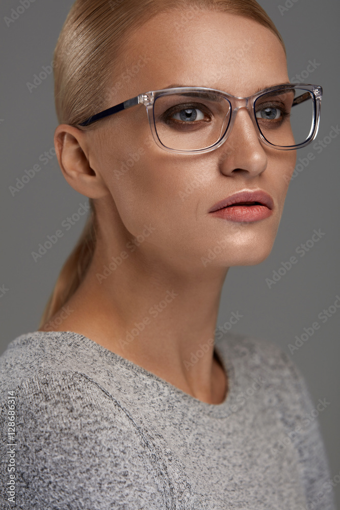 Female Eyewear. Woman In Beautiful Glasses Frame, Eyeglasses Female Eyewear. Woman In Beautiful Glasses Frame, Eyeglasses