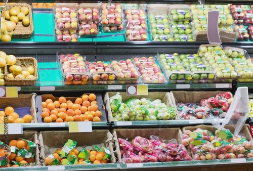 Side view of supermarket shelves