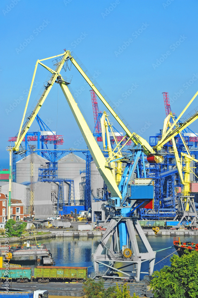 Cargo crane and grain dryer
