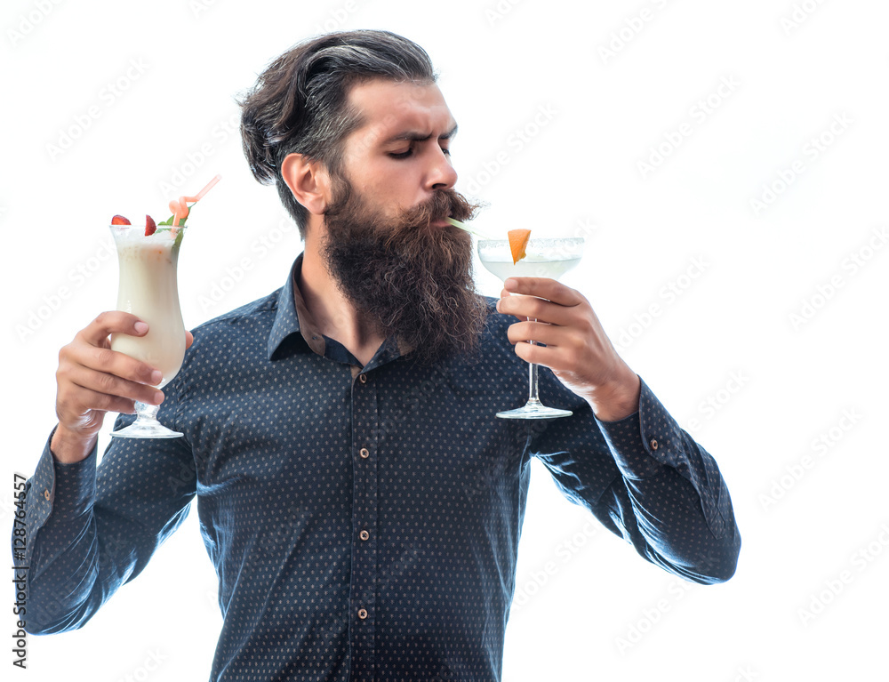 Fototapeta premium bearded man with nonalcoholic cocktails