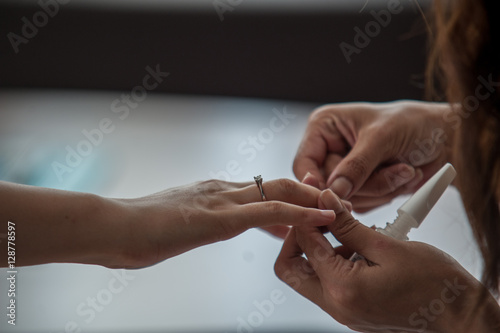 hands of the bride and groom © Sezgin