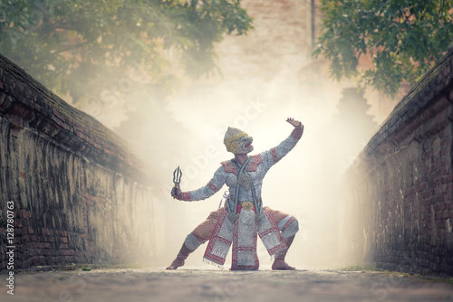 Schilderij op canvas Thailand culture Dancing art in masked Khon hanuman that high cl