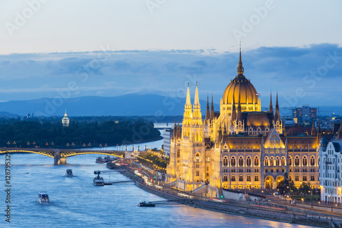 Hungary, Central Hungary, Budapest. Chain Bridge and the Hungarian Parliament Building on the Danube River.