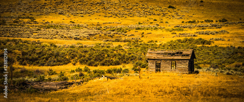 Abandon Homestead near Lavina Montana photo