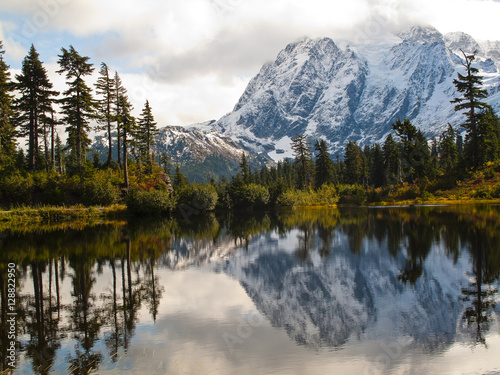 Mount Baker © Gary D