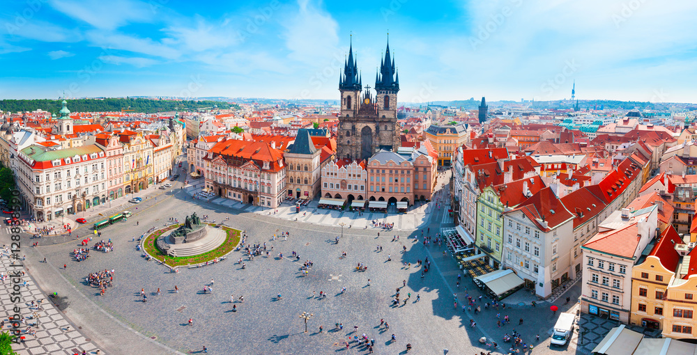 Fototapeta premium Kostel Panny Marie pred Tynem. Church of the Virgin Mary. Old Town Square in Prague with Tyn church from Clock Tower.
