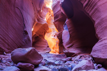 Fotobehang Canyon Smalle slot canyon zuidwesten Amerika  © Galyna Andrushko