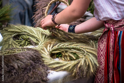 Wheat wreath, ethnographic waist belt
