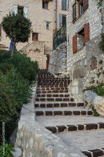 Street in the old town Tourrettes-sur-Loup  in France. © arbalest