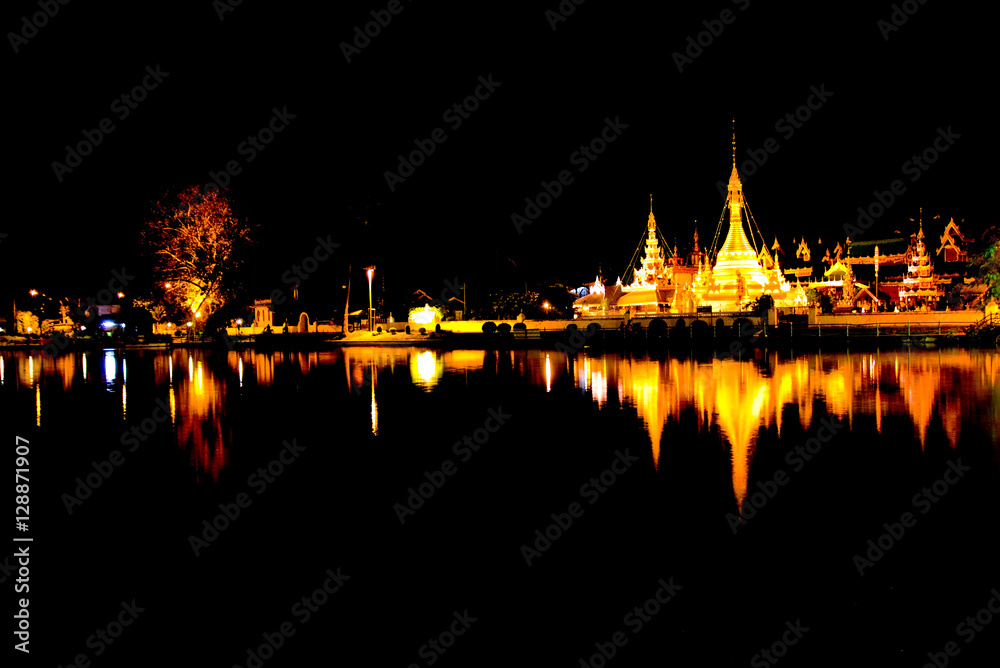 Burmese Architectural Style of Wat Chong Klang (r) and Wat Chong