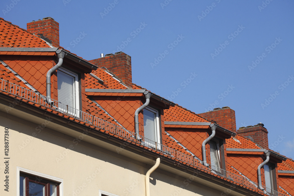 Dach, Dachfenster, Schornsteine
