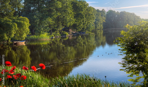 Fototapeta Naklejka Na Ścianę i Meble -  Tranquil Lake Photo
