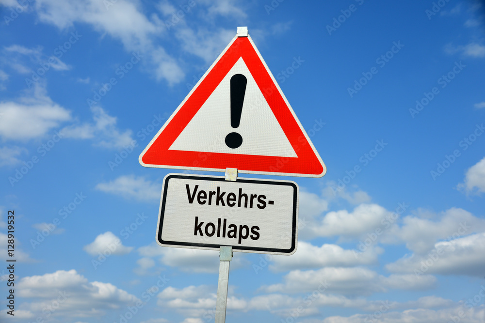 Verkehrskollaps, Verkehrsstau, Autobahn, Straßenverkehr, Verkehrsschild, Achtung, Warnung, symbolisch, Berufsverkehr, Baustelle, Urlaubsverkehr, Unfall, Reiseverkehr Verkehrskollaps, Verkehrsstau, Autobahn, Straßenverkehr, Verkehrsschild, Achtung, Warnung, symbolisch, Berufsverkehr, Baustelle, Urlaubsverkehr, Unfall, Reiseverkehr
