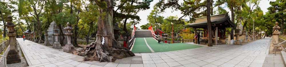 Sumiyoshi Taisha Shrine, Osaka, Japan Sumiyoshi Taisha Shrine, Osaka, Japan