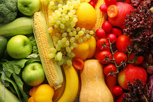 Fototapeta Naklejka Na Ścianę i Meble -  Fruits and vegetables background, closeup