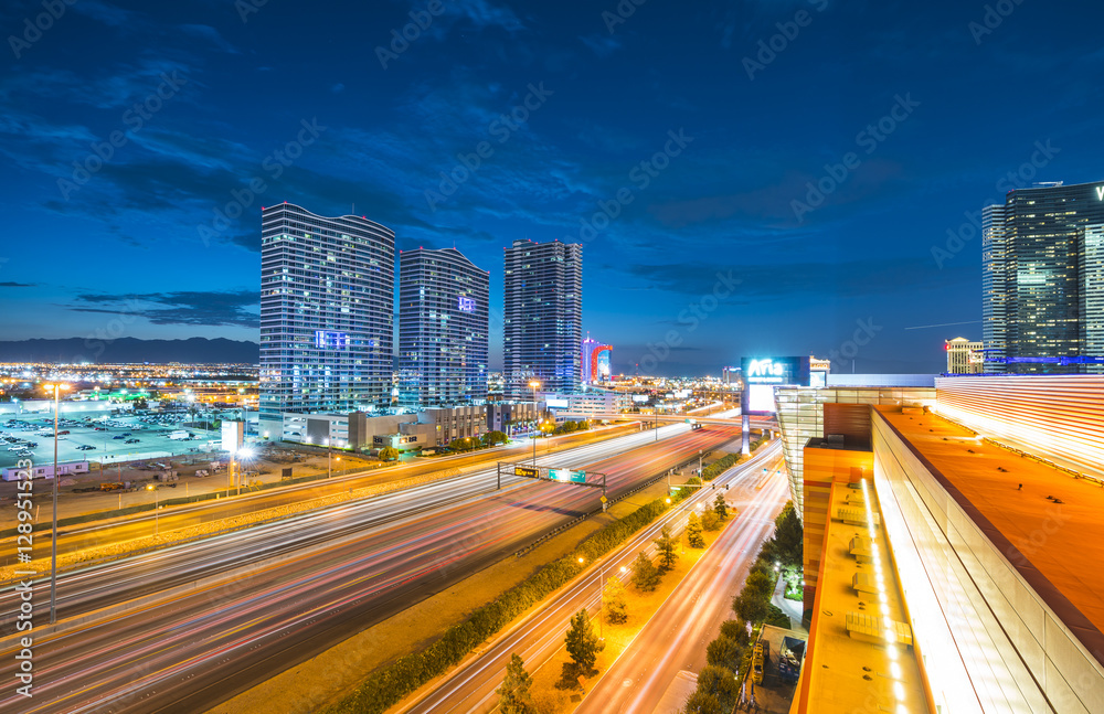 Obraz premium Las Vegas,Nevada,usa.07/28/16 : scenic view of Las Vegas city at night. 