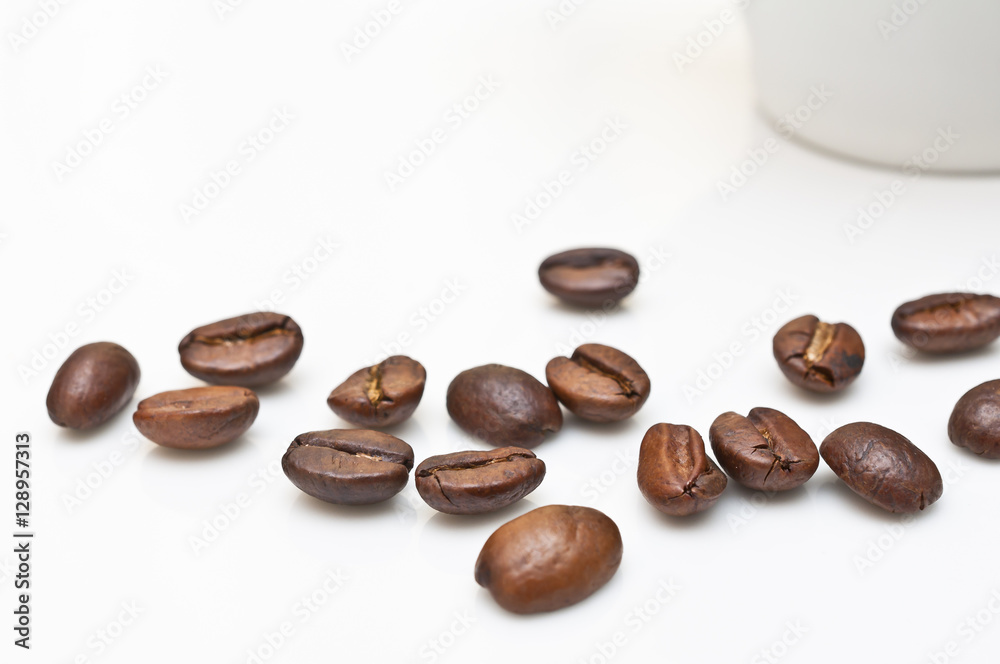 Naklejka premium ganze Kaffeebohnen 
