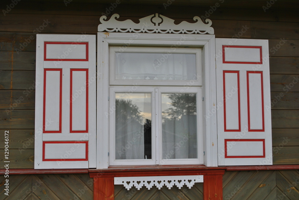 Okno w domu na Podlasiu - obrazy, fototapety, plakaty 