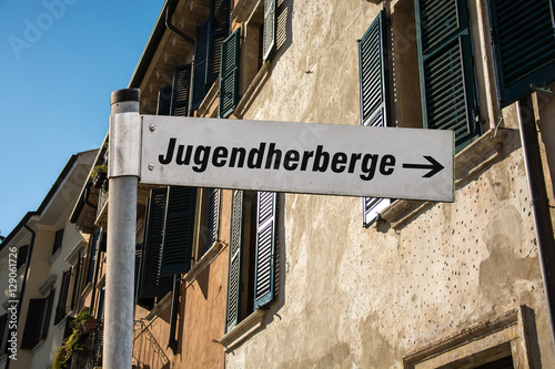 Schild 87 - Jugendherberge photo