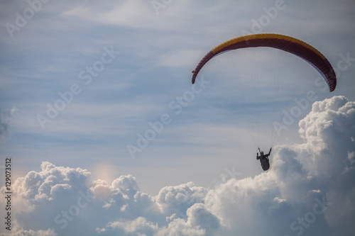 Para glider flying