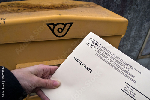 Briefwahl in Österreich / Wahlkarte mit der Post