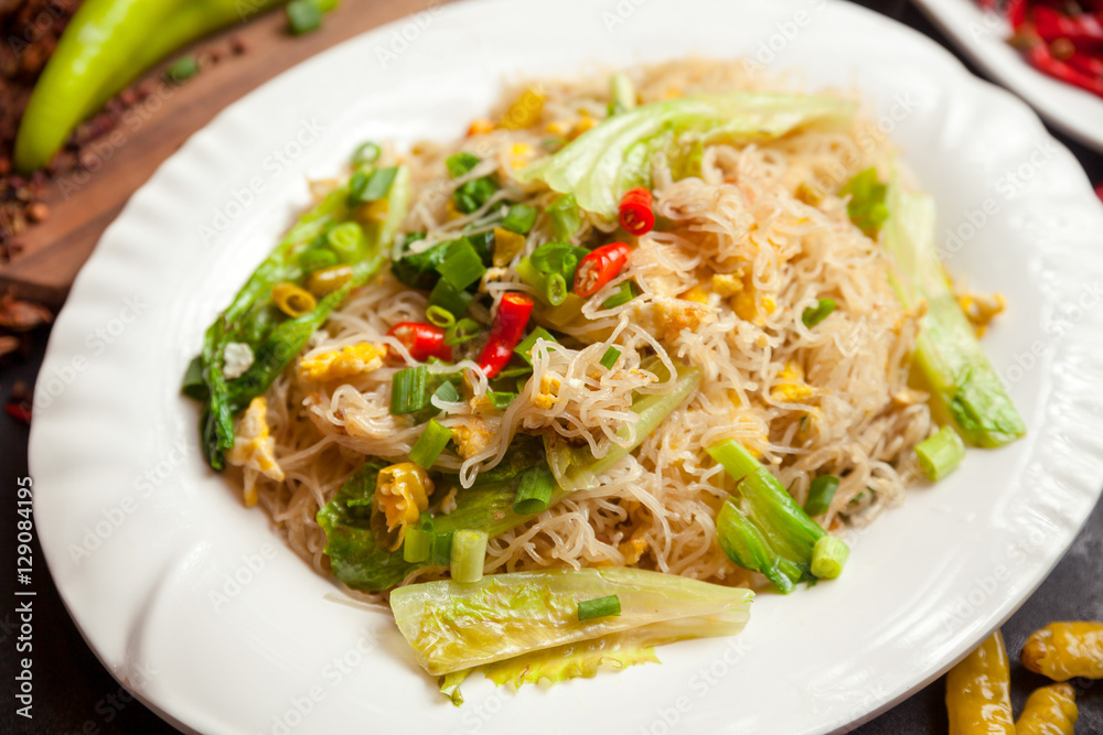 fried rice noodles