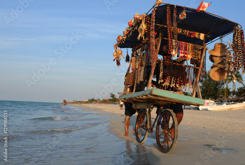 Kuba: Strandverkäufer in Varadero photo