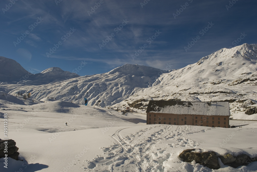 Snowkite al Passo del Sempione in Svizzera