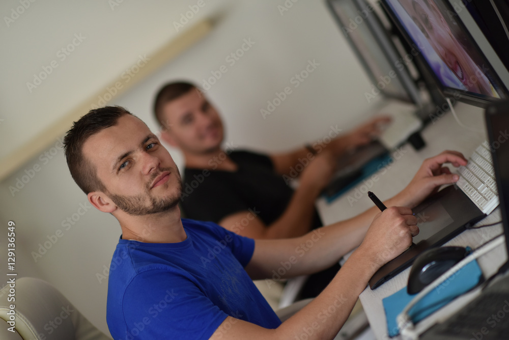 Obraz premium graphic designer at work