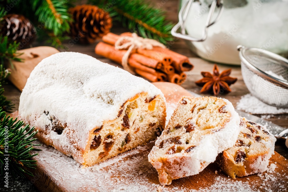 Fotografie Traditional christmas stollen fruit cake