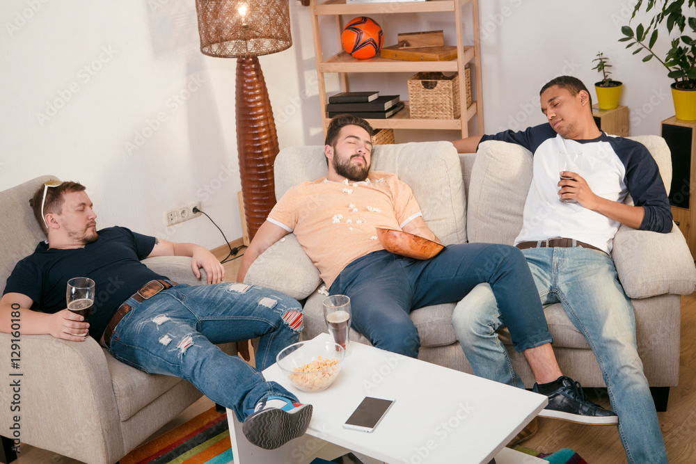Sleeping couch game best sale