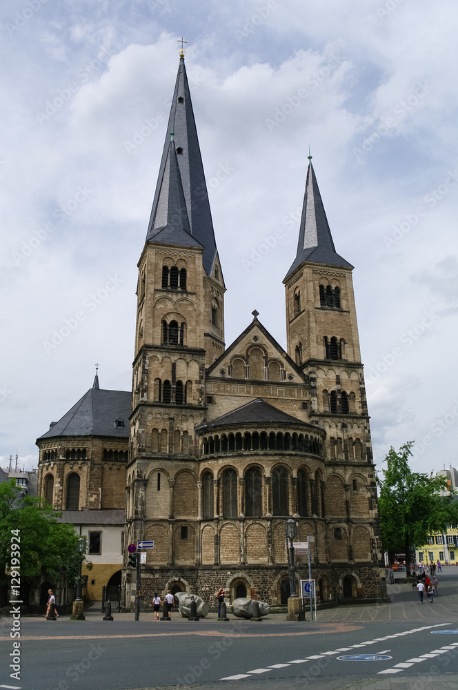 Medieval church The Bonn Minster, one of Germany's oldest churches. Bonn, Germany