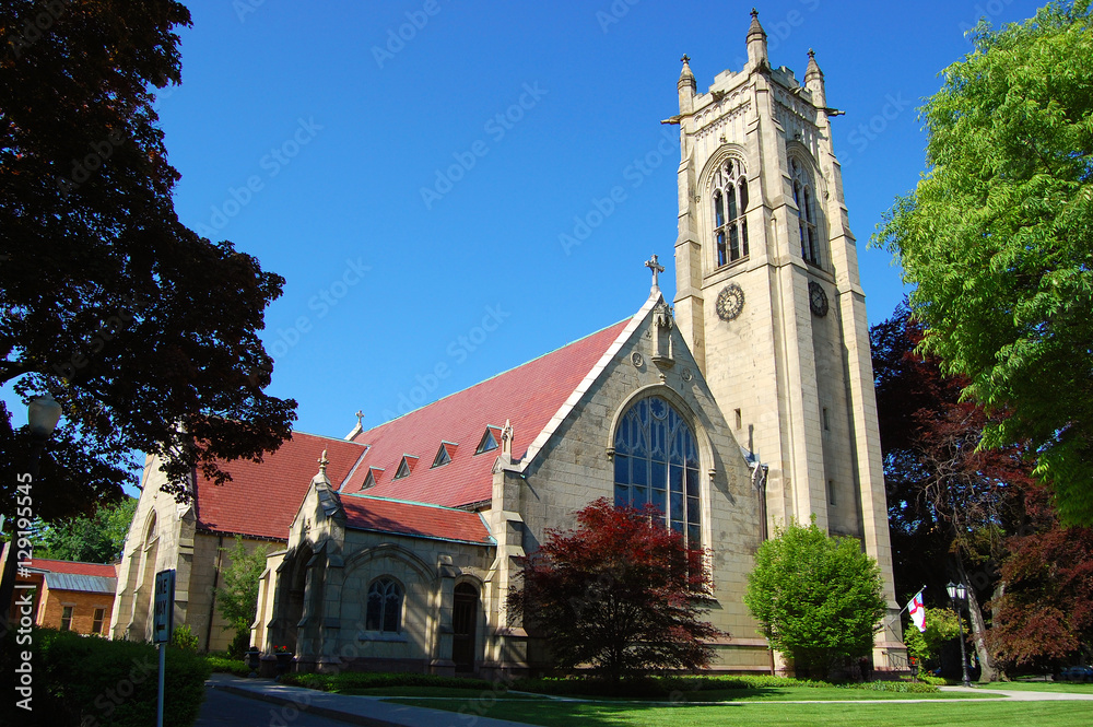 Fototapeta premium St. Paul's Episcopal Church in downtown Rochester, New York State, USA