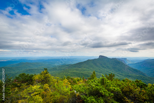 View of the Blue Ridge Mountains from Hawksbill Mountain, on the