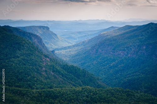 View of the Linville Gorge from Hawksbill Mountain, in Pisgah Na