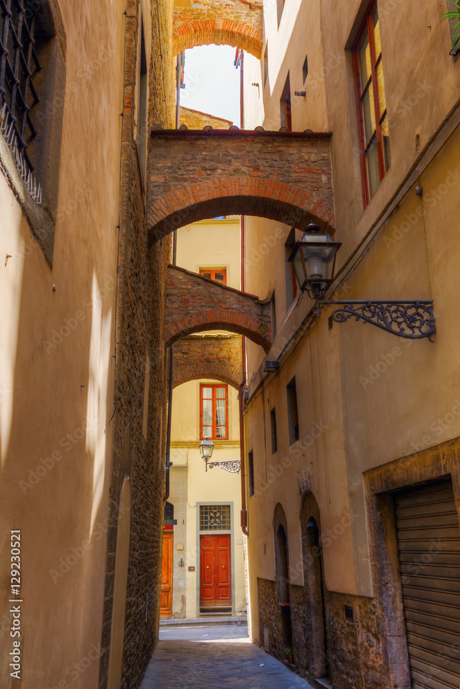 archway in the old town of Florence, Italy
