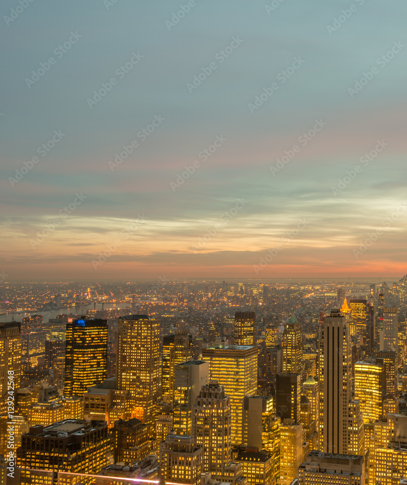 Fototapeta premium View of New York Manhattan during sunset hours