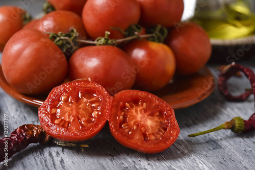 tomates de colgar, a typical spanish species of tomatoes photo
