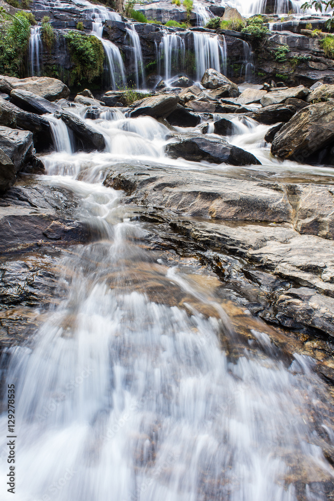 Fototapeta premium Mae Ya waterfall, Doi Inthanon national park, Chiang Mai Thailand