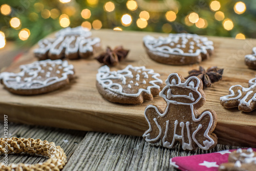 Christmas gingerbread frog with several other gingerbread