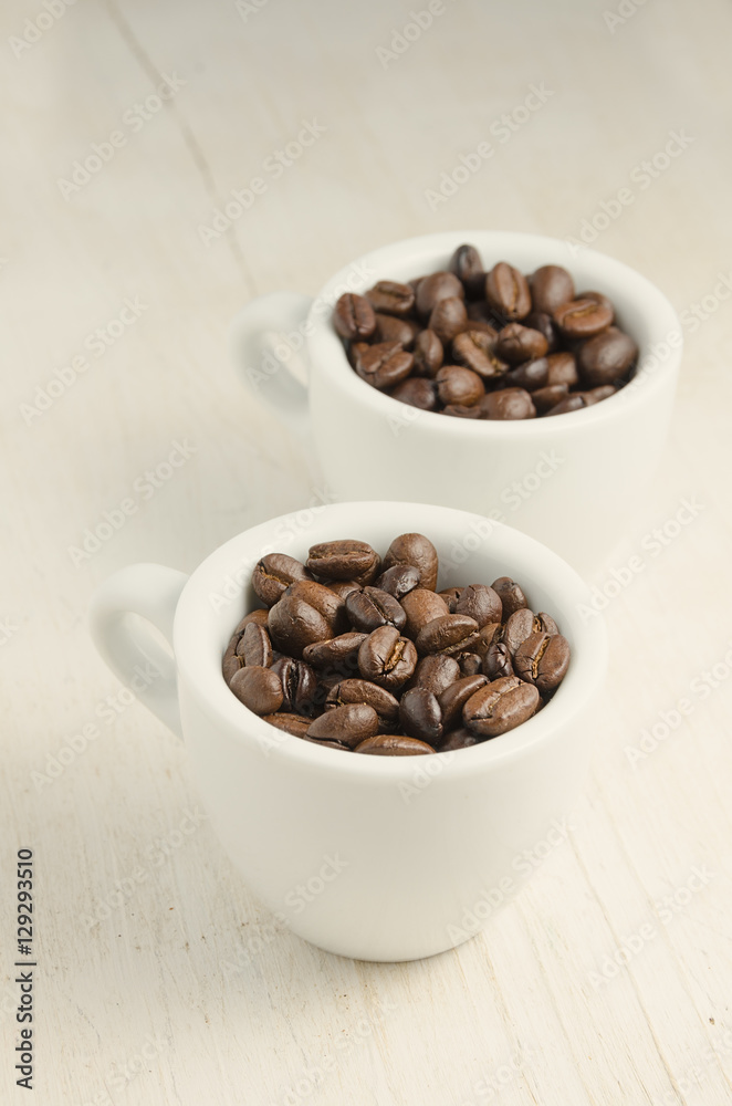 Fototapeta premium Coffee. Coffee cups and coffee beans.