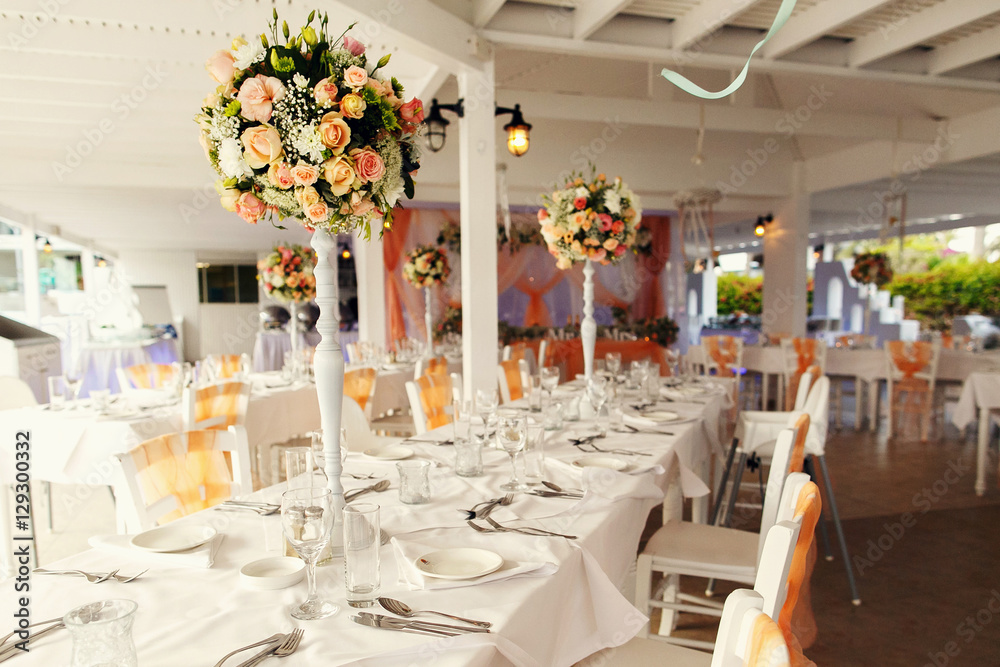 Fototapeta premium Stylish beautiful luxury wedding decor